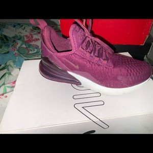 Worn 6 times max... good cond